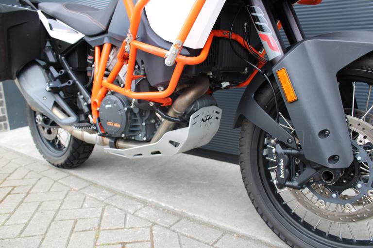 KTM 1090 Adventure R - 2018 (9)