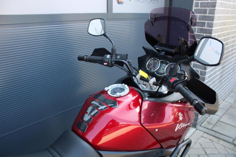 Suzuki DL1000 - 2006 (11)