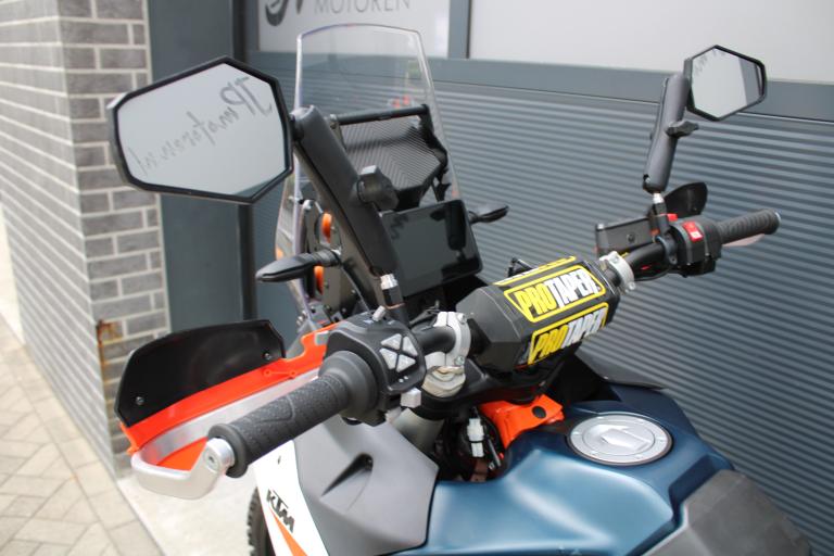 KTM 890 Adventure R - 2023 (12)