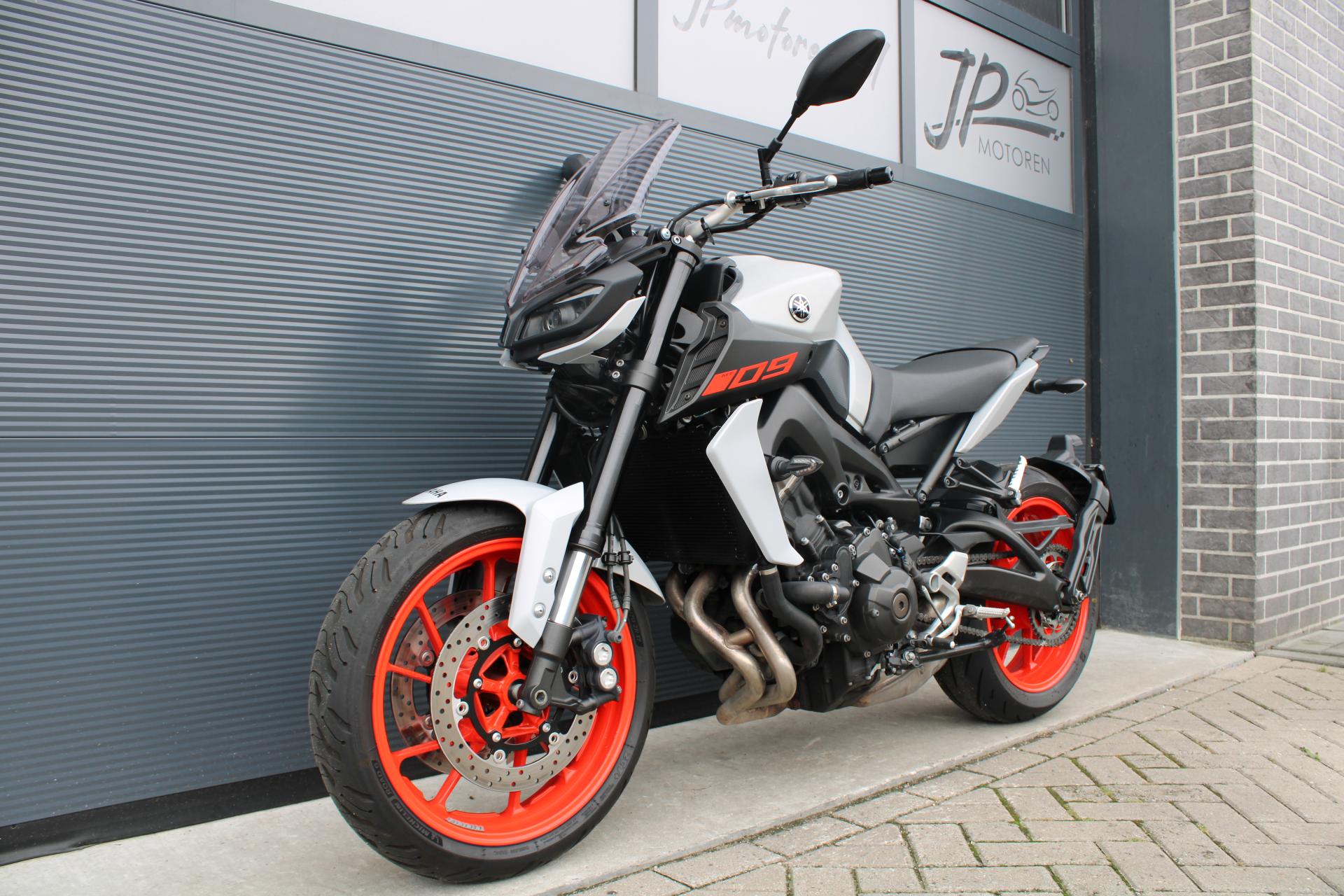 Yamaha MT-09 ABS - 2019 (1)
