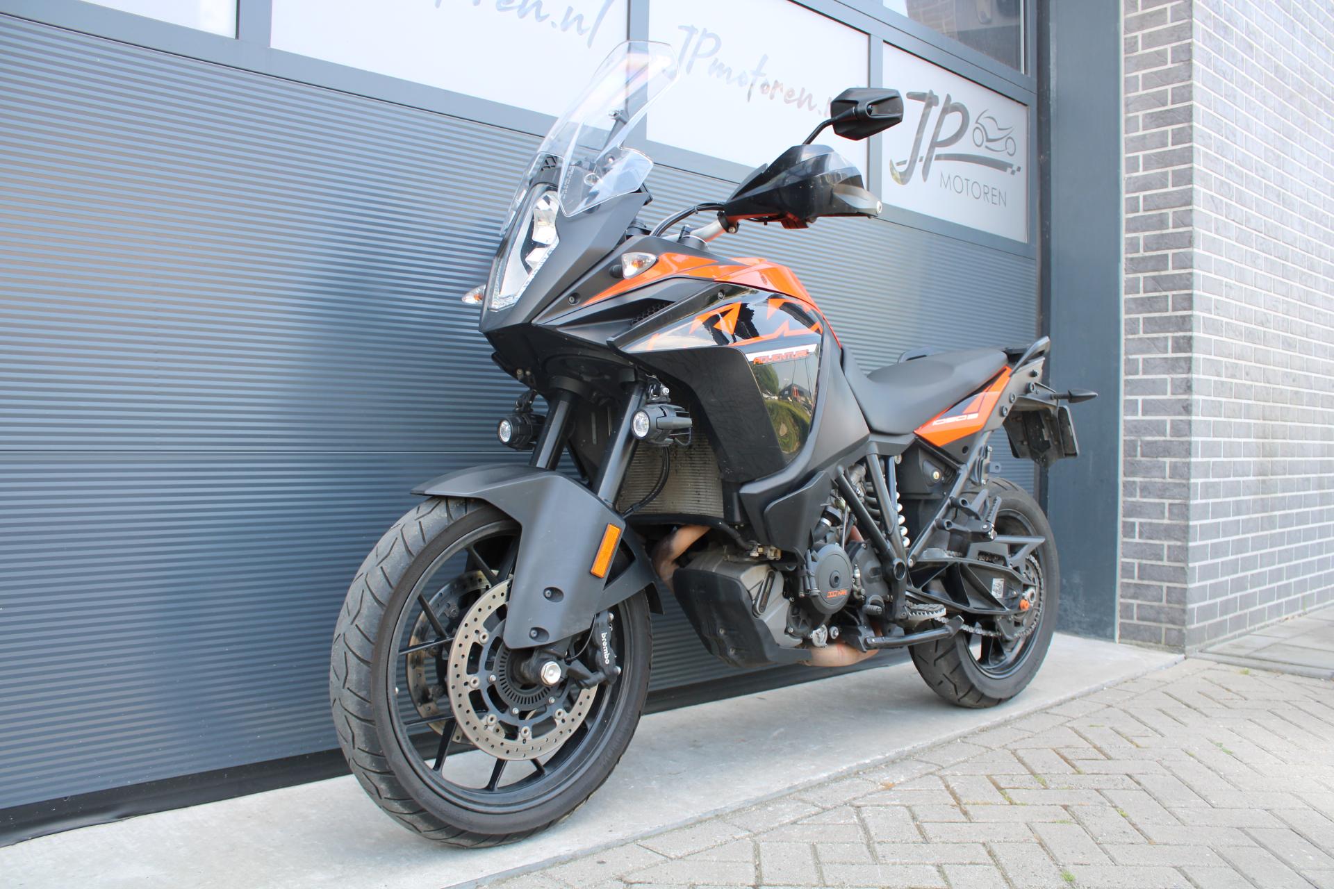KTM 1090 ADVENTURE - 2017 (1)