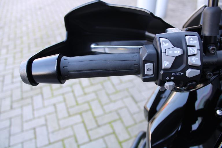 Kawasaki Versys 1000 SE - 2024 (11)