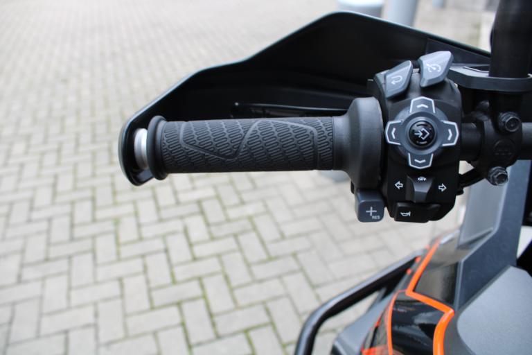 KTM 1290 Super adventure S - 2021 (13)