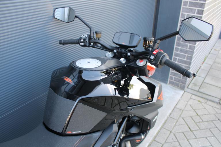 KTM 1290 Super duke R - 2017 (11)