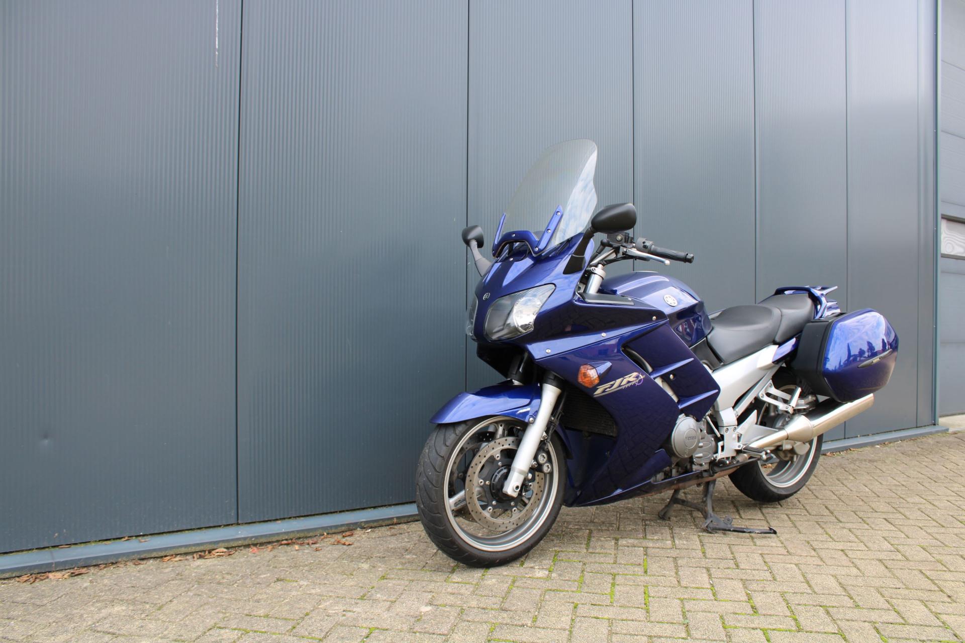 Yamaha FJR 1300 (01.JPG)