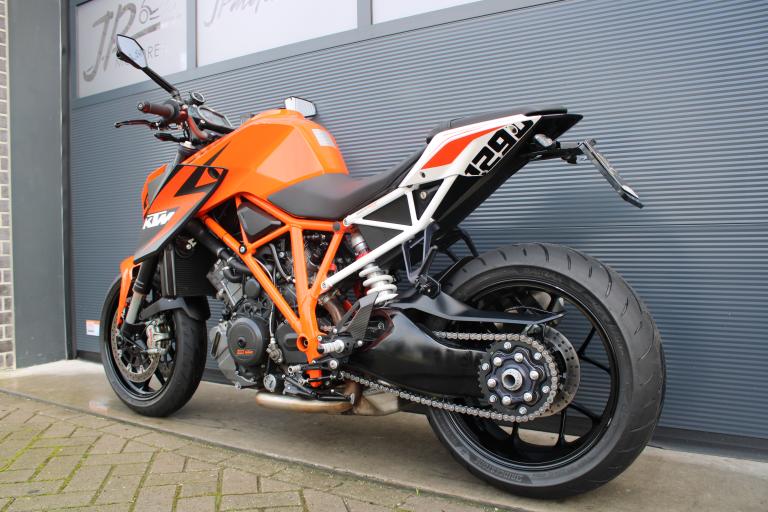KTM 1290 Superduke R - 2015 (4)