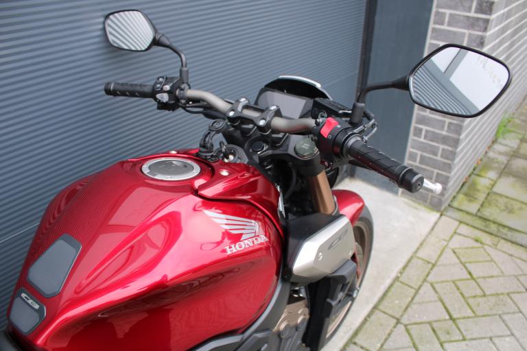 Honda CB 650 R - 2021 (11)